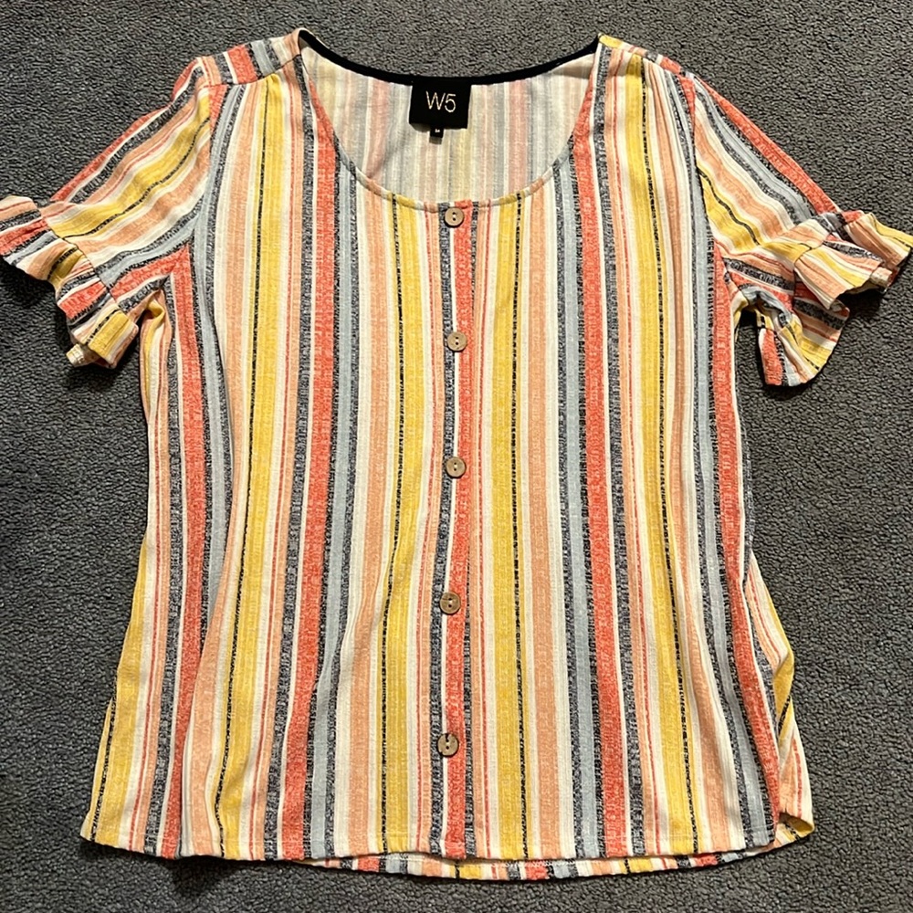 NWOT W5 short sleeve top
